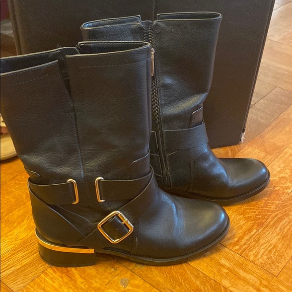 Vince Camuto Black Leather Boots- 7.5 - Picture 7 of 7